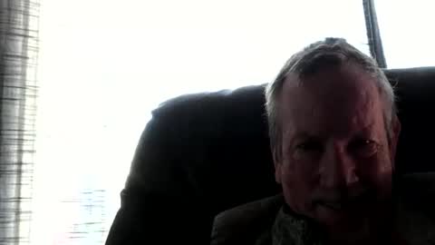 Snapshot of monkeedance chatting on 1, 12, 2024 Monkee Dance online show from 1, 12, 2024