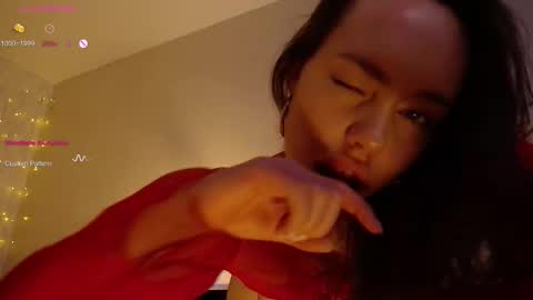 Snapshot of monroe_linger chatting on 7, 3, 2026 Monroe Please dont forger to follow me online show from 7, 3, 2026