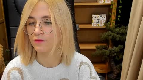 Katrin online show from 26, 12, 2024
