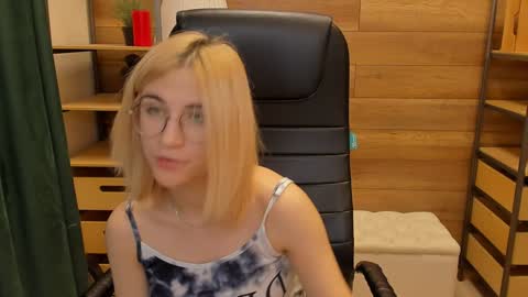 Katrin online show from 9, 1, 2025