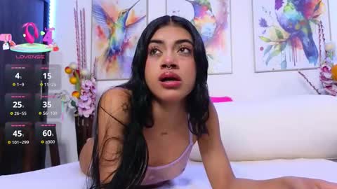 Snapshot of moon_celeste chatting on 9, 11, 2025 Moon online show from 9, 11, 2025