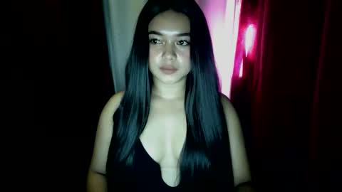 Snapshot of moon_of_desirexx chatting on 28, 10, 2025 Joy online show from 28, 10, 2025