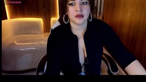 Online 800 to 1400 online show from 18, 11, 2025