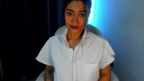 moonie_baddie31 online show from 24, 9, 2025