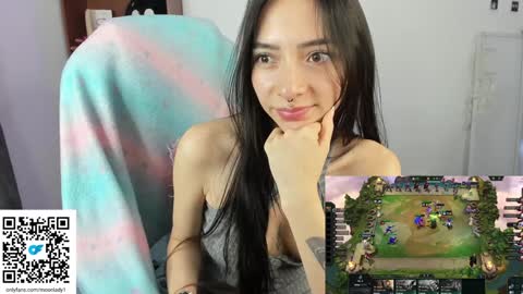 Snapshot of moonlady_ chatting on 20, 1, 2025 MOON online show from 20, 1, 2025