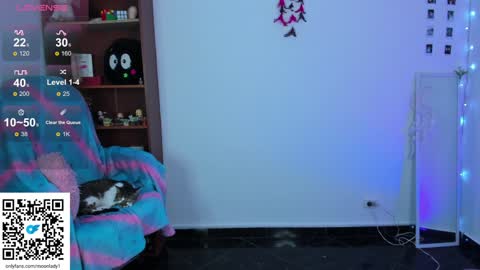 Snapshot of moonlady_ chatting on 25, 1, 2025 MOON online show from 25, 1, 2025