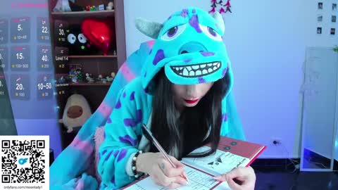 Snapshot of moonlady_ chatting on 29, 1, 2025 MOON online show from 29, 1, 2025