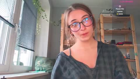 Snapshot of moonlight__lovers chatting on 26, 3, 2026 Dana online show from 26, 3, 2026