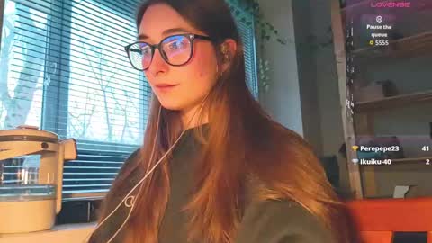 Snapshot of moonlight__lovers chatting on 5, 4, 2026 Dana online show from 5, 4, 2026