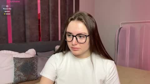 Kate online show from 3, 2, 2026