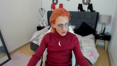 Moon online show from 21, 10, 2025