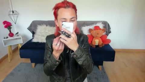 Moon online show from 17, 11, 2025