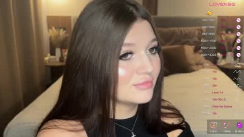 Snapshot of moonrenata chatting on 25, 10, 2025 Ri online show from 25, 10, 2025