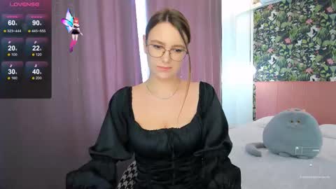 Monica online show from 12, 9, 2025