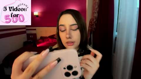 Snapshot of moranakit chatting on 29, 10, 2025 Morana Mayer online show from 29, 10, 2025