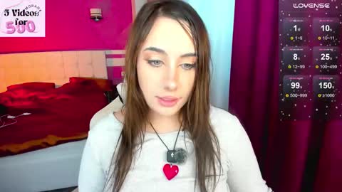 Snapshot of moranakit chatting on 11, 11, 2025 Morana Mayer online show from 11, 11, 2025