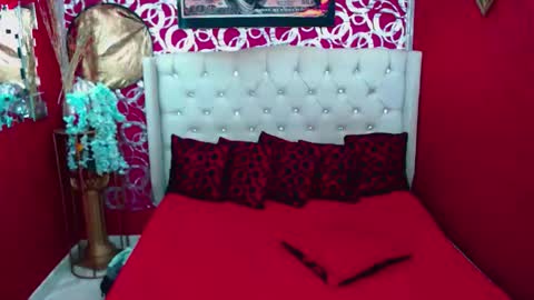 duohot23 online show from 2, 12, 2025