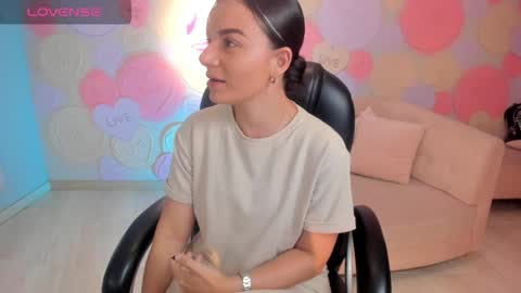Morgan Hicks online show from 6, 1, 2025