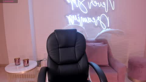 Morgan Hicks online show from 16, 1, 2025