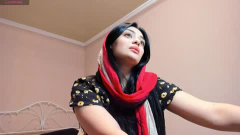 Snapshot of moroccan_diamond_ chatting on 24, 12, 2024 Medina online show from 24, 12, 2024