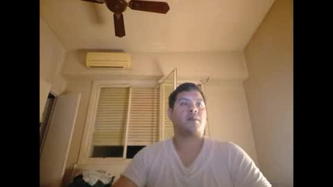 Snapshot of morocho777 chatting on 25, 11, 2025 Bruno online show from 25, 11, 2025