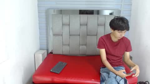 Snapshot of mortelle_ chatting on 3, 11, 2025 MORTELLE online show from 3, 11, 2025