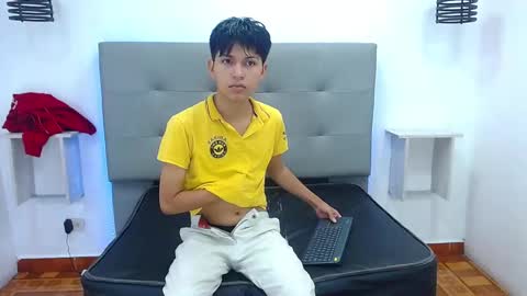 Snapshot of mortelle_ chatting on 19, 11, 2025 MORTELLE online show from 19, 11, 2025