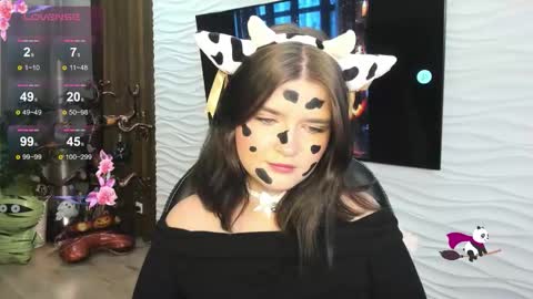 Snapshot of morygirl chatting on 31, 10, 2025 mori online show from 31, 10, 2025