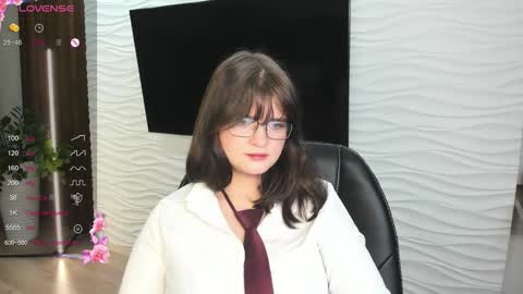 Snapshot of morygirl chatting on 7, 11, 2025 mori online show from 7, 11, 2025