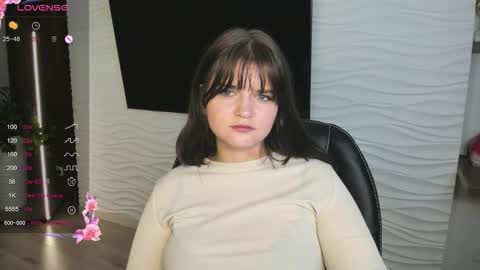 Snapshot of morygirl chatting on 8, 11, 2025 mori online show from 8, 11, 2025