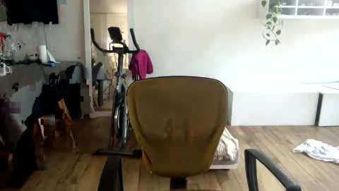 Snapshot of mosh2 chatting on 23, 11, 2025 Kattie Mosh online show from 23, 11, 2025