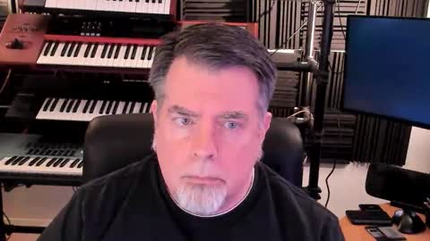 Snapshot of mostly_unbothered chatting on 15, 12, 2025 mostly_unbothered online show from 15, 12, 2025