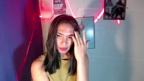 Snapshot of mouiline_rouge69 chatting on 13, 2, 2025 mouiline_rouge69 online show from 13, 2, 2025