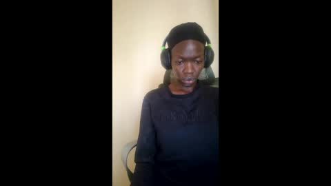 Snapshot of mouthymiss chatting on 16, 12, 2025 Mouthymiss online show from 16, 12, 2025