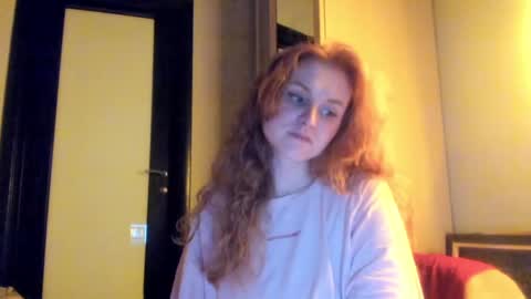 Snapshot of moviestar_ chatting on 15, 12, 2024 Eva online show from 15, 12, 2024