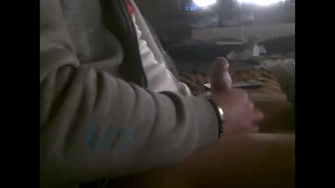 mowgli1977 online show from 11, 11, 2025