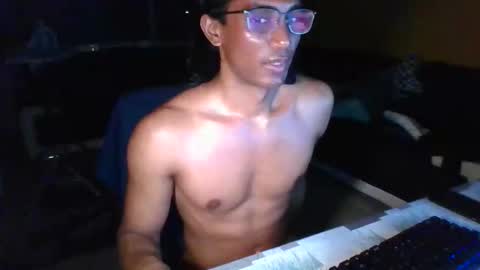 Mozey online show from 10, 11, 2025