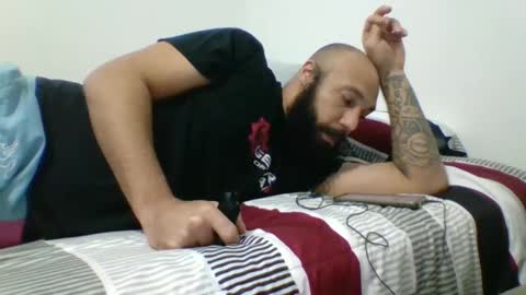 Mr8 online show from 19, 12, 2024