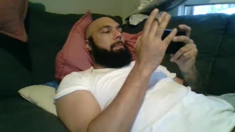 Mr8 online show from 28, 11, 2025