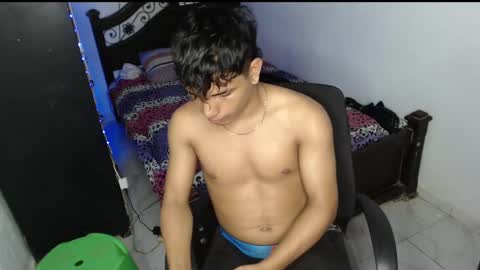 mr_cock_28 online show from 30, 1, 2025