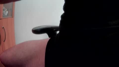 Snapshot of mr_funtease chatting on 10, 3, 2025 Fit and Fun....10 Hung online show from 10, 3, 2025