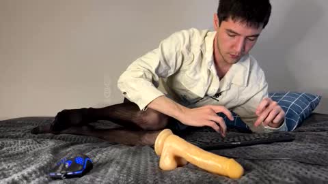 Snapshot of mr_jeicob chatting on 2, 12, 2025 mr jeicob online show from 2, 12, 2025