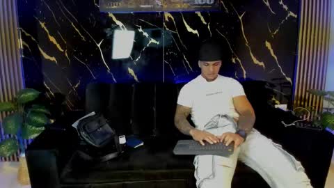 Snapshot of mr_maximo chatting on 9, 3, 2026 mr_maximo online show from 9, 3, 2026