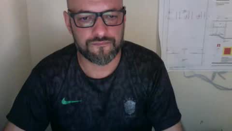 Snapshot of mr_mendes chatting on 18, 9, 2025 Mr. Magico online show from 18, 9, 2025