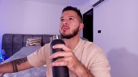 MIKEE online show from 18, 1, 2026