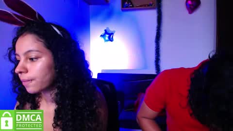 Snapshot of mr_mrscurie chatting on 5, 1, 2025 Mr Mrs Curie online show from 5, 1, 2025