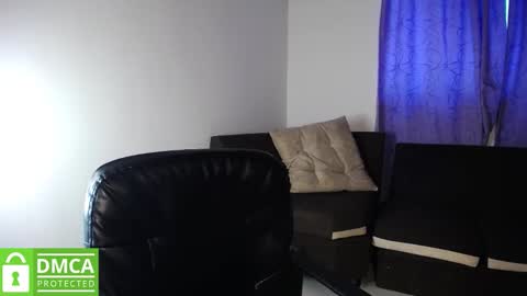 Snapshot of mr_mrscurie chatting on 22, 11, 2025 Mr Mrs Curie online show from 22, 11, 2025