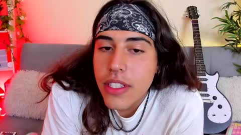 mr_pepper51 online show from 11, 3, 2025