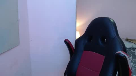 Snapshot of mr_stiven_ chatting on 8, 1, 2025 mr_stiven_ online show from 8, 1, 2025