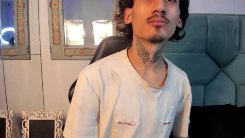 Snapshot of mr_strike chatting on 30, 10, 2025 MR online show from 30, 10, 2025